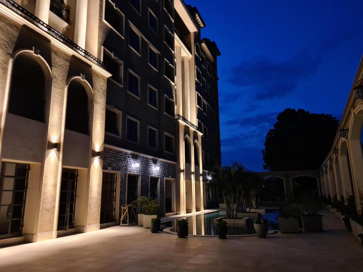 Fontis Residences Hotel 캄팔라 외부 사진