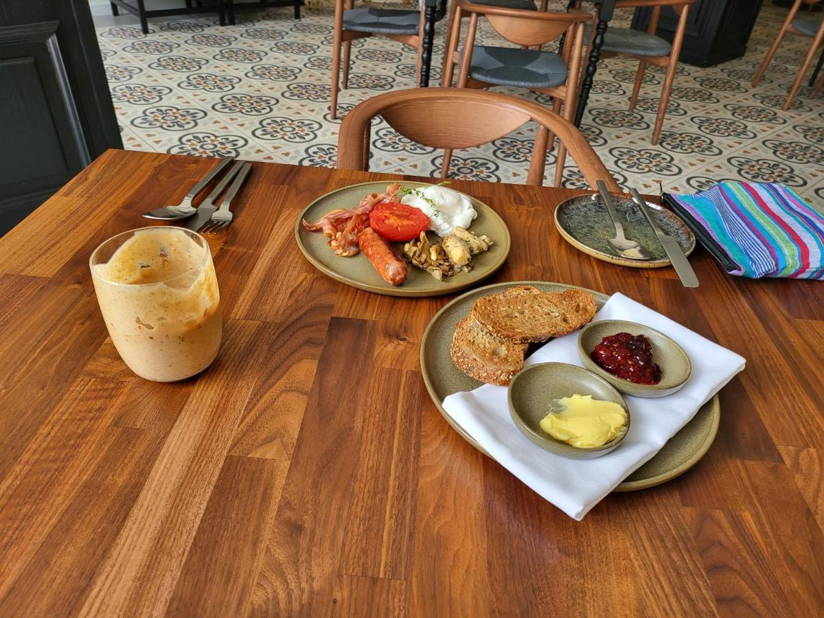 Fontis Residences Hotel 캄팔라 외부 사진